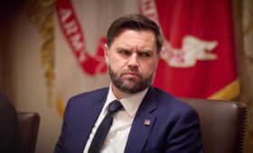 В США атаковали дом вице-президента США Джей Ди Вэнса