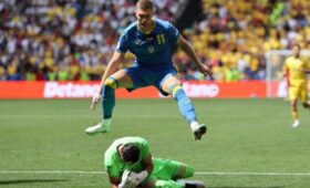 Украинский форвард Довбик получил травму: стало известно, на сколько он «вылетел»