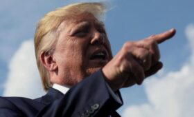 «Нас не остановить»: Трамп обосновал «права» США на Гренландию