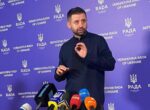 Не только перемирие: Арахамия назвал ключевое условие для выборов