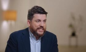 Набросился на Буданова и нес «антиукраинщину»: Литва может выслать российского «оппозиционера»