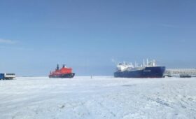 Санкции от погоды: РФ задействовала единственный ледокол для экспорта запрещенного газа