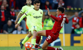 Российский клуб пригласил к себе легенду Барселоны: что тот ответил