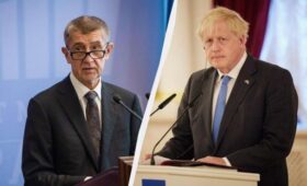 Бабиш обвинил Бориса Джонсона в срыве мирного соглашения между Украиной и РФ в 2022 году