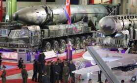 13-летняя девочка будет контролировать ядерное оружие КНДР, — Newsweek