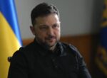 «Если дать им палец, они откусят руку»: Зеленский о требованиях РФ по Донбассу