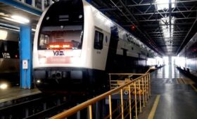 Международные рейсы и частное партнерство: у Укрзализныци есть резервы для роста доходов в пассажирском сегменте, — СМИ