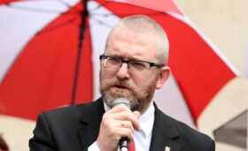 В Польше бизнесмен креативно «наказал» политиков за антиукраинскую риторику