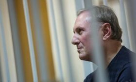 Экс-регионал Ефремов получил паспорт РФ и живет в апартаментах за $4 млн в Москве, — «Схемы»