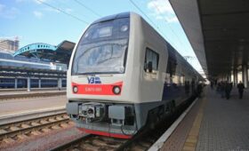 Россия ударила по железной дороге: возможны задержки некоторых поездов