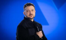 Зеленский опроверг информацию СМИ о намерении 24 февраля объявить выборы