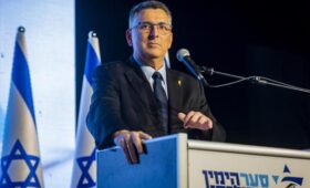 «Едва не рассмеялся вслух»: глава МИД Израиля резко высмеял представителя России в ООН