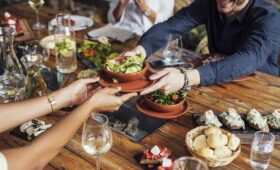 У вегетарианцев ниже риск развития многих видов рака, но есть нюанс, — исследование