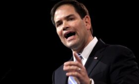 США не продают оружие России, что уже является давлением на Путина, — Рубио