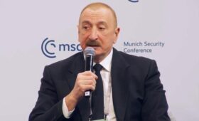 Алиев рассказал, как РФ трижды атаковала посольство Азербайджана в Киеве