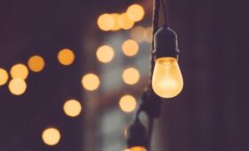 Графики отключений 21 февраля: когда не будет света в субботу