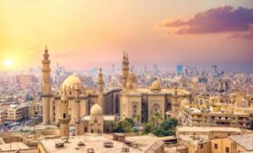 Без кафе и магазинов в позднее время: популярная у туристов страна вводит ограничения