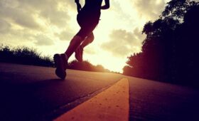 Короткие ежедневные пробежки спасут от этих 8 болезней: что выяснили ученые