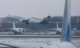 Небо закрыто не только из-за войны: названа ключевая причина, блокирующая полеты в Украине