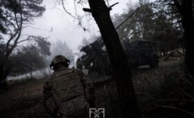 Украина на пороге «финансовой трагедии»: денег на войну осталось на 2 месяца, — Bloomberg