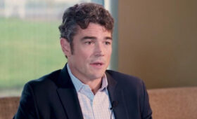 Топ-чиновник США подал в отставку из-за войны с Ираном, Трамп отреагировал