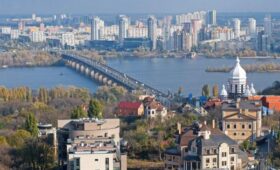 В Министерстве развития общин и территорий сообщили, кто отвечает за мост Патона в Киеве