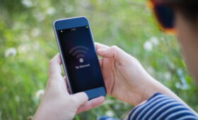 В Москве и Санкт-Петербурге отключили интернет: доступ есть только к «белым» сайтам