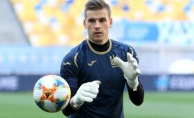 «Интер» хочет подписать голкипера сборной Украины, — СМИ