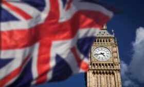 Королевский флот Великобритании получил разрешение на досмотр судов «теневого флота» РФ