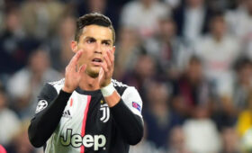 Роналду покинул Саудовскую Аравию на своем частном самолете, — Mirror