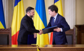 На зло Орбану и Фицо: Румыния поможет Украине с энергетикой