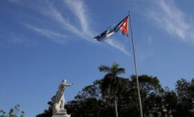 Минфин США включил Кубу в список стран, которым запрещено импортировать российскую нефть