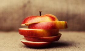 Когда лучше есть яблоки — утром или вечером: ответ может удивить