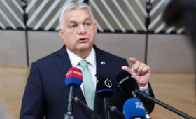 Орбан возложил на Европу и украинцев вину за продолжение войны