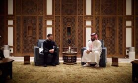 Украина ищет на Ближнем Востоке новых богатых союзников, чтобы защититься от Путина, — WSJ