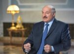 Лукашенко помиловал 250 политзаключенных после визита специального представителя Трампа