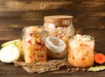 Медики назвали 9 продуктов, которые могут заменить аптечные пробиотики