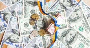 Гривня под давлением: энергетический кризис может расшатать курс доллара в Украине