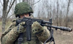 У российских солдат на фронте новая напасть: за Telegram отправляют в штурм