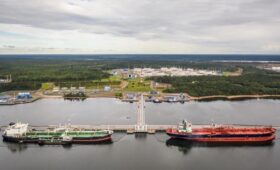 Ключевой российский порт на Балтике потерял 40% складских помещений из-за атак дронов, — Reuters