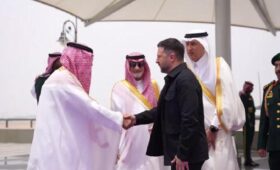 Зеленский прибыл в Саудовскую Аравию (видео)