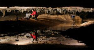 Археологи нашли огромный рисунок глубоко в пещере: в чем секрет (фото)