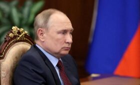 Рейтинги Путина в России катятся в ад, — опросы