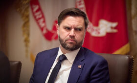 Рейтинг одобрения Вэнса в США находится на исторически низком уровне, – Newsweek