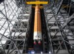 Уже ближе к Луне, чем к Земле: астронавты миссии Artemis II потеряли счет времени в космосе