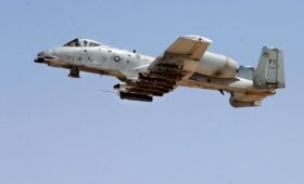 Иран сбил два самолета США и повысил цену войны, — WSJ