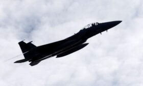 Сбитые Ираном самолеты создали новые опасности для Трампа, — Reuters