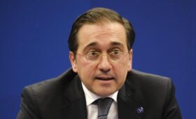 ЕС должен создать собственную армию из-за непредсказуемости США, — глава МИД Испании