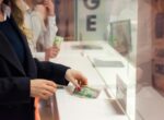 Сколько стоят доллар и евро сегодня: курс валют в Украине 23 мая