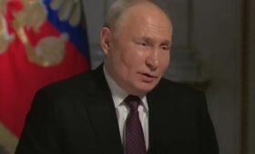 Украинские власти воруют всё, включая экипировку тех, кого отправляют на фронт, – Путин
